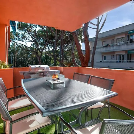 Apartment-4people-parking-castelledefels-bikes-bbq Apartment