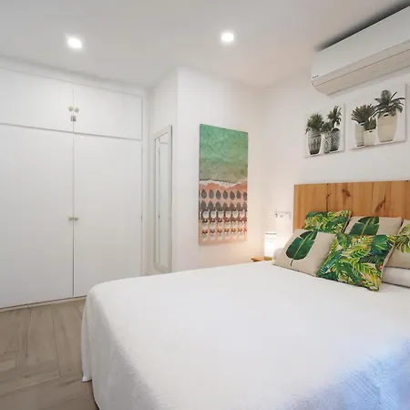 Apartment Apartment-4people-parking-castelledefels-bikes-bbq *
