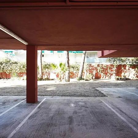 Apartment-4people-parking-castelledefels-bikes-bbq Apartment Castelldefels